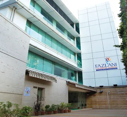 Fazlani L' Académie Globale